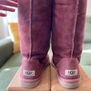 UGG Classic Tall Boot in Mauve Size 6